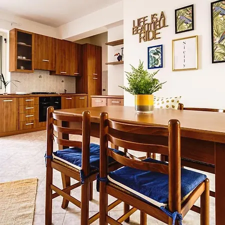 Apartment Grazia's Aeolian View House Piraino