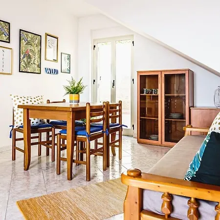 Grazia's Aeolian View House Apartment *
