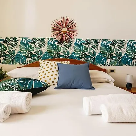 Apartment Grazia's Aeolian View House